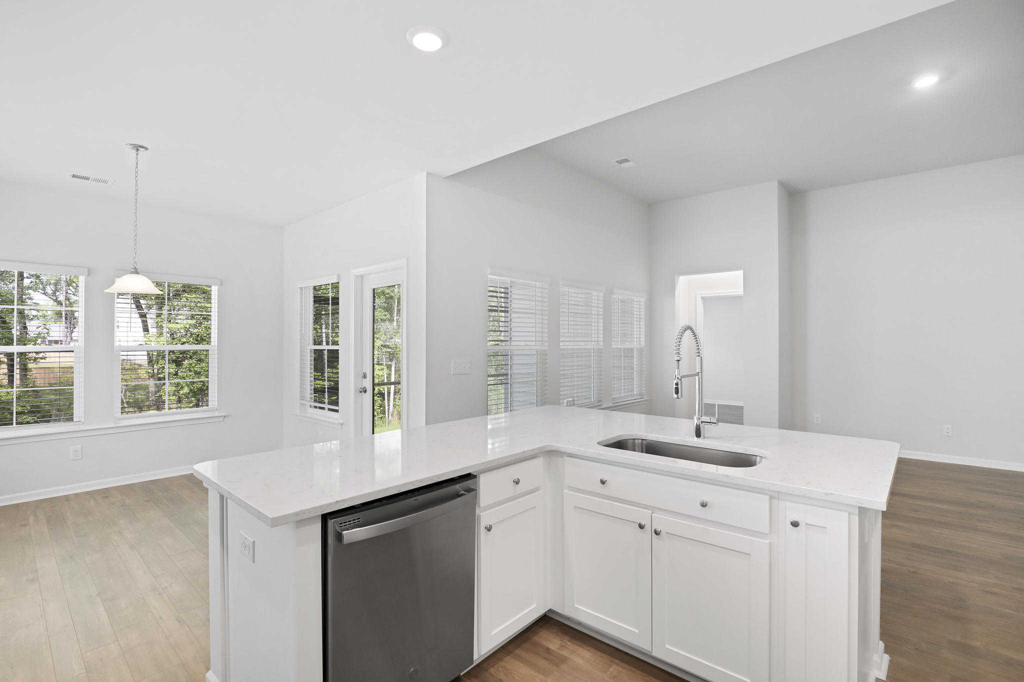 1914 Sweetfern Road Hanahan, SC 29410 - Photo 18 of 56 kitchen
