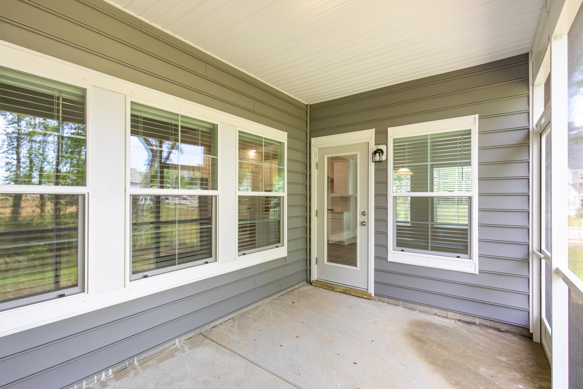 1914 Sweetfern Road Hanahan, SC 29410 - Photo 35 of 56 screenedporch2
