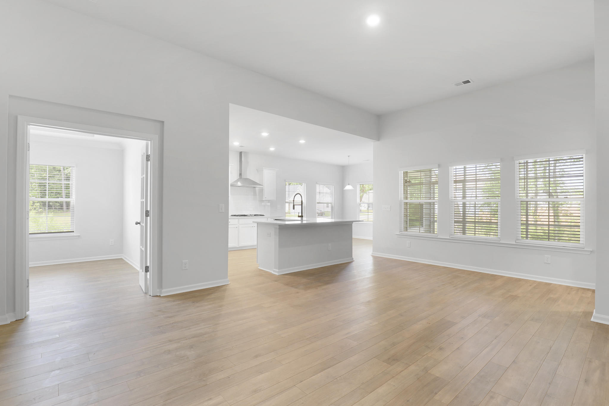 1914 Sweetfern Road Hanahan, SC 29410 - Photo 10 of 56 familyrm2