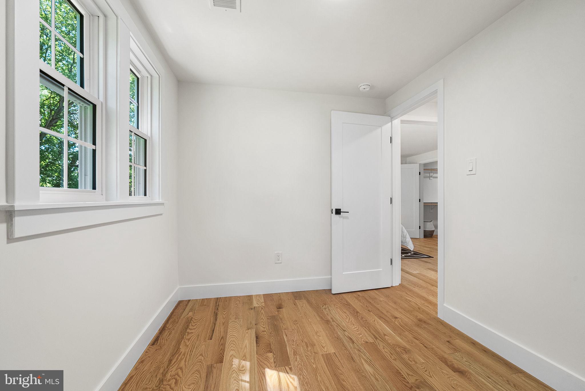 2851 Edgelea Road Vienna, VA 22181 - Photo 41 of 69