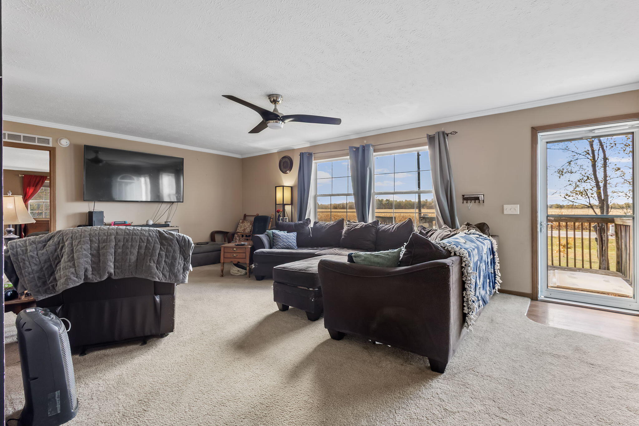 6303 Highway 231 Rensselaer, IN 47978 - Photo 5 of 41 a living room with furniture and a window