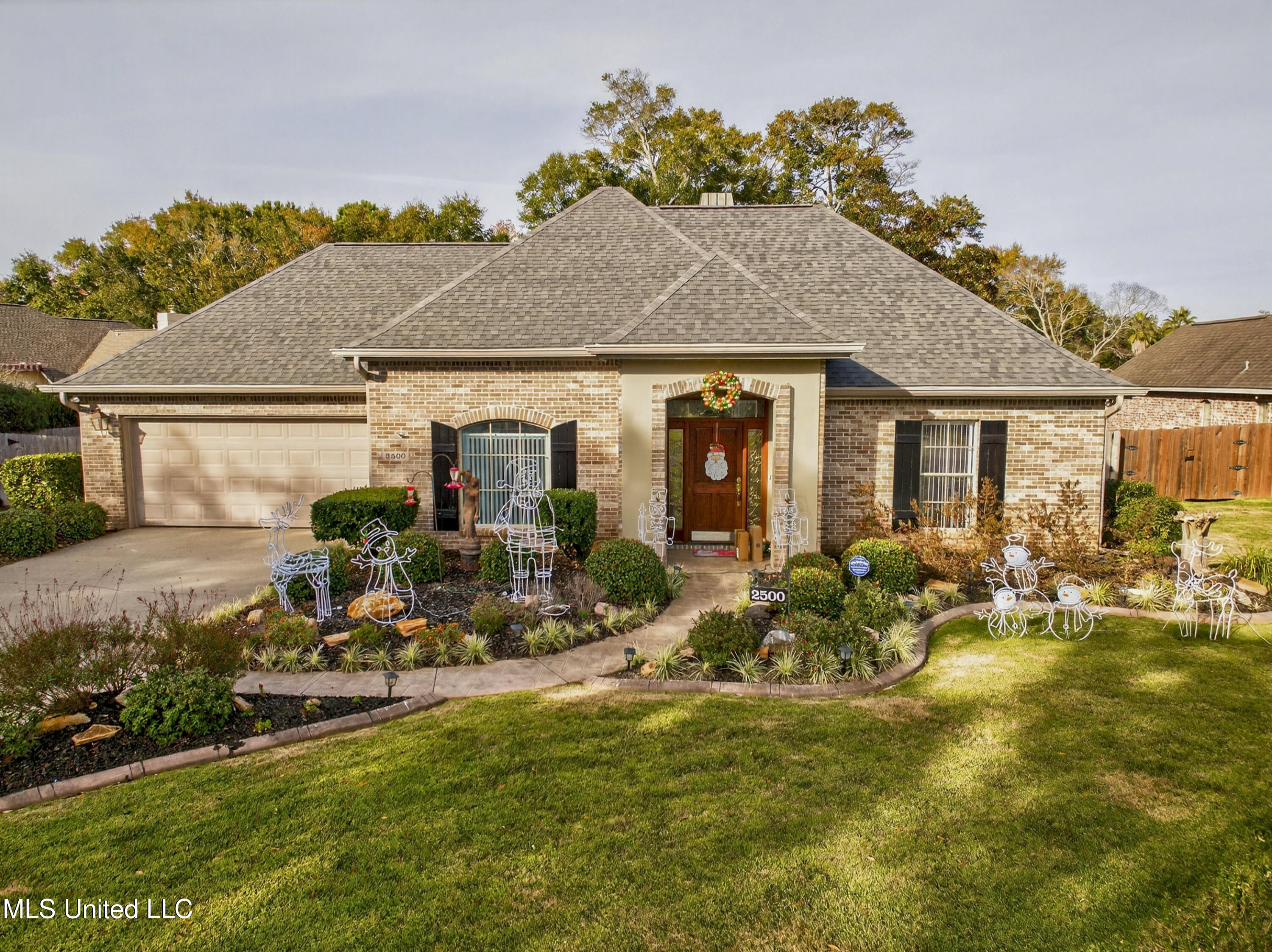 2500 Old Bay Road Biloxi, MS 39531 - Photo 2 of 48 New-4
