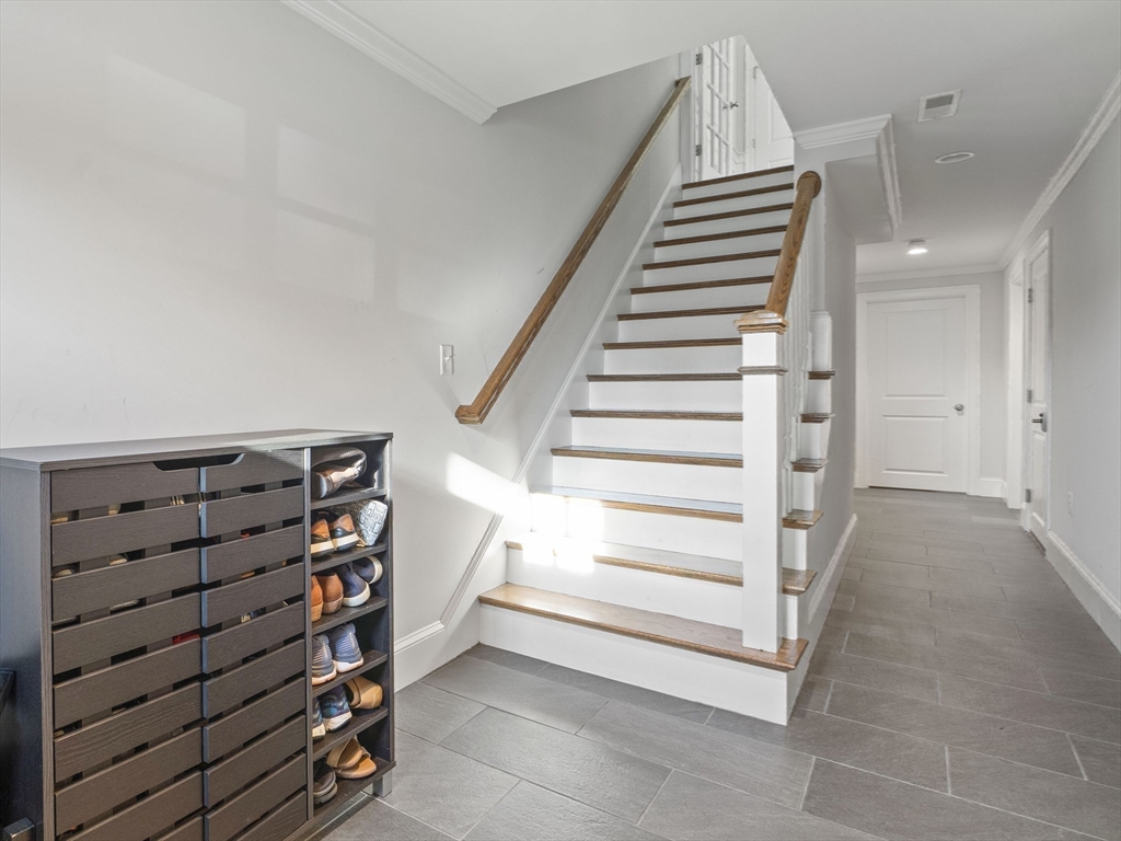 12 Cedar Street, Unit 2 Waltham, MA 02453 - Photo 17 of 27