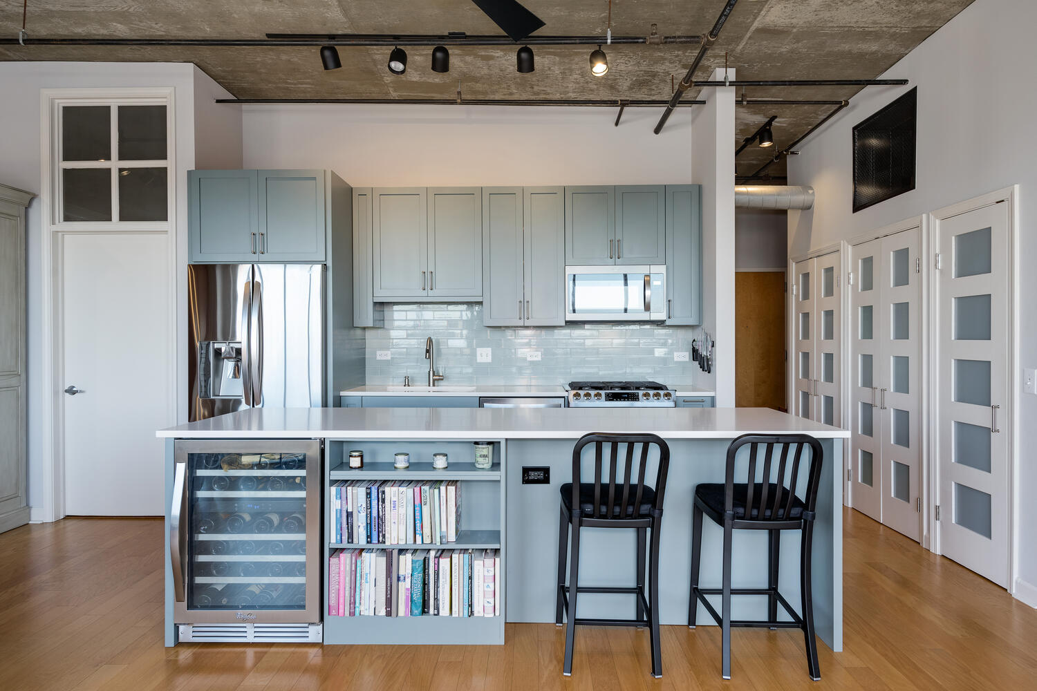 111 South Morgan Street, Unit 901 Chicago, IL 60607 - Photo 7 of 25 Gallery Image 7