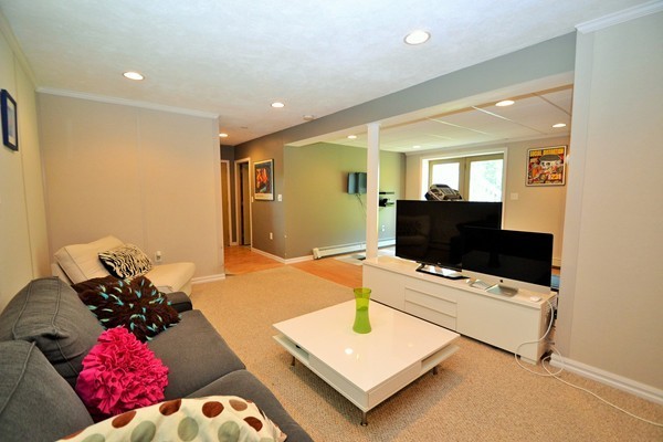 36 Westgate Road Framingham, MA 01701 - Photo 13 of 17 Gallery Image 13