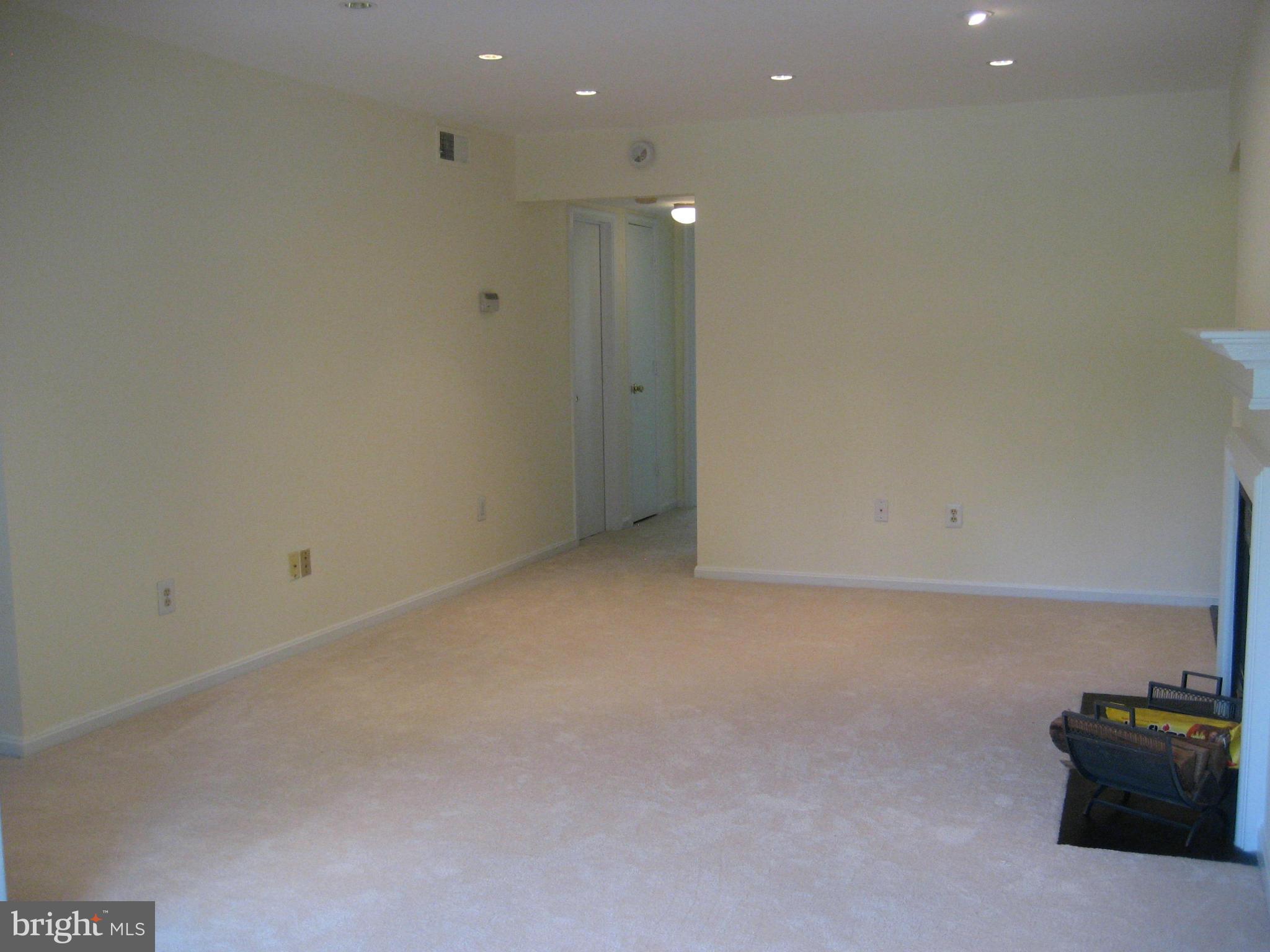 8 Normandy Square Court, Unit 2DF Silver Spring, MD 20906 - Photo 11 of 30 Living Room