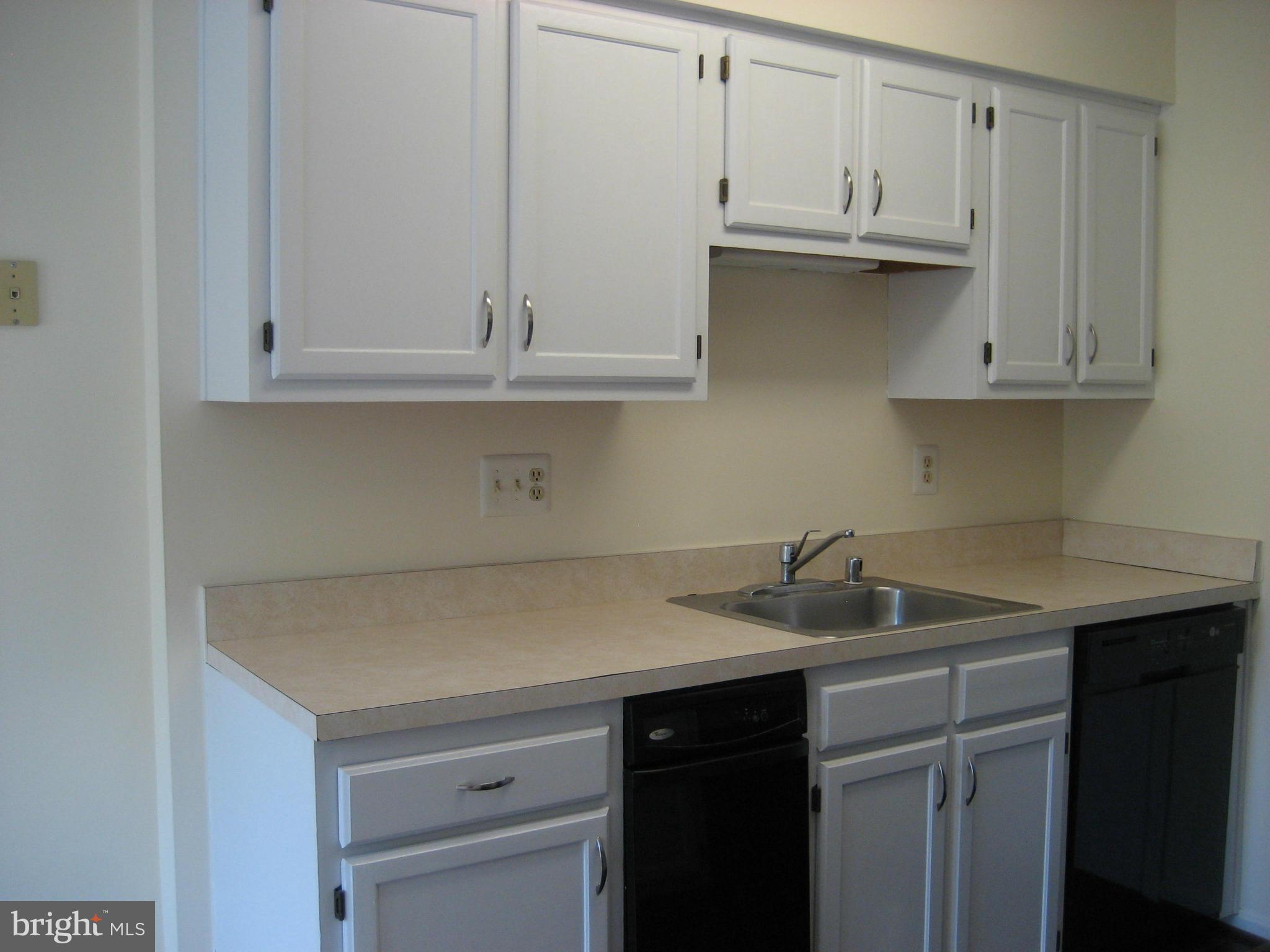 8 Normandy Square Court, Unit 2DF Silver Spring, MD 20906 - Photo 23 of 30 Kitchen
