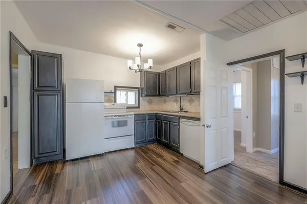 $170,000 | 304 West South Street, Harrisonville, MO 64701