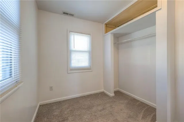 $183,000 | 304 West South Street, Harrisonville, MO 64701