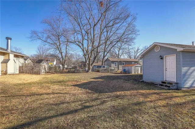 $183,000 | 304 West South Street, Harrisonville, MO 64701