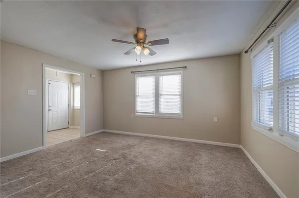 $170,000 | 304 West South Street, Harrisonville, MO 64701