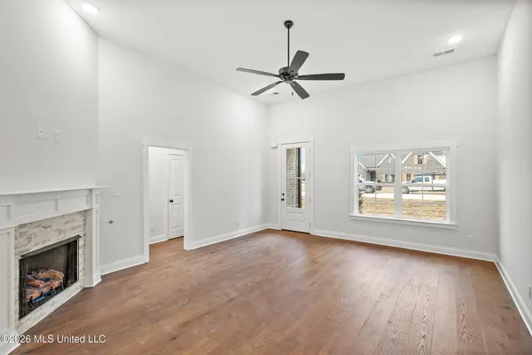 $413,900 | 7712 John Elliott Lane, Hernando, MS 38632