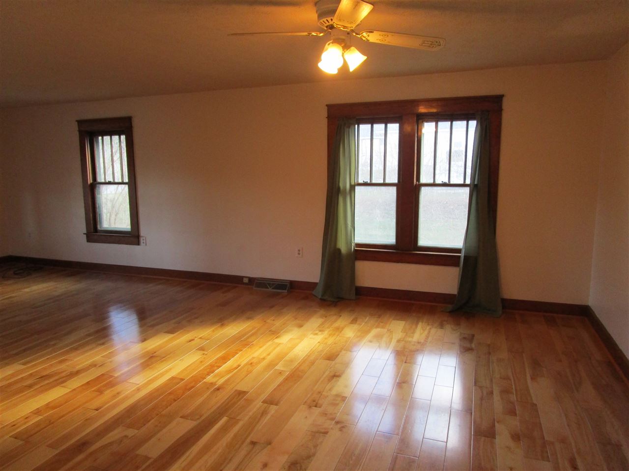 3075 North Prow Road Bloomington, IN 47404 - Photo 9 of 36
