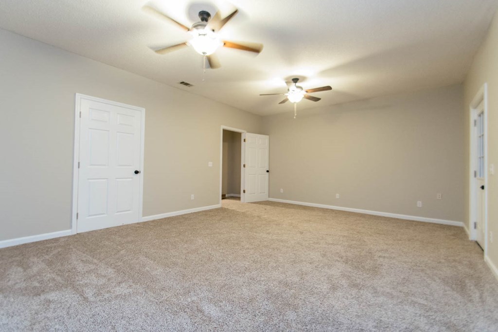 4841 Sandy Point Road Lizella, GA 31052 - Photo 19 of 42 a view of an empty room