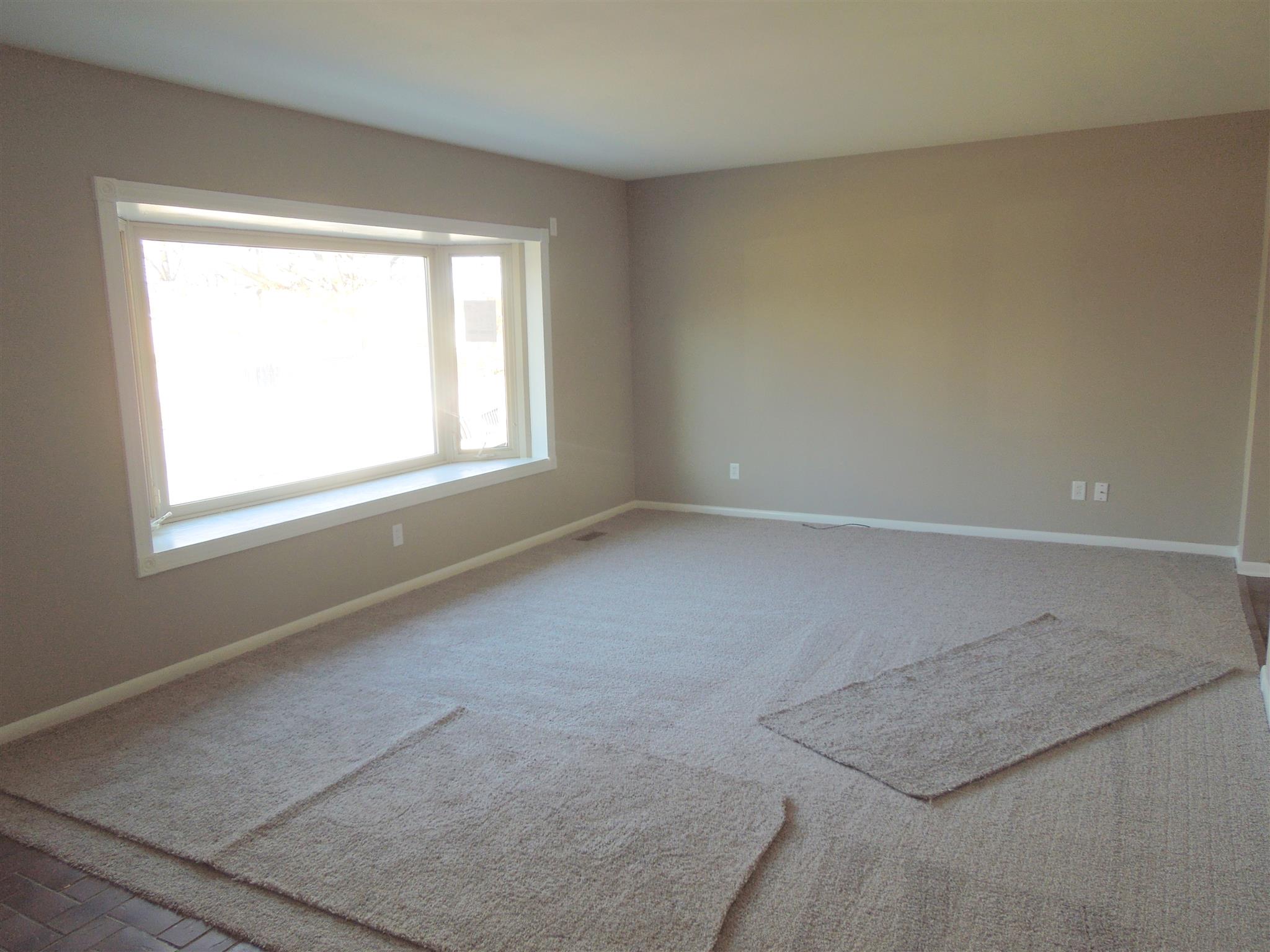 6107 West Hills Road Fort Wayne, IN 46804 - Photo 4 of 22 Gallery Image 4