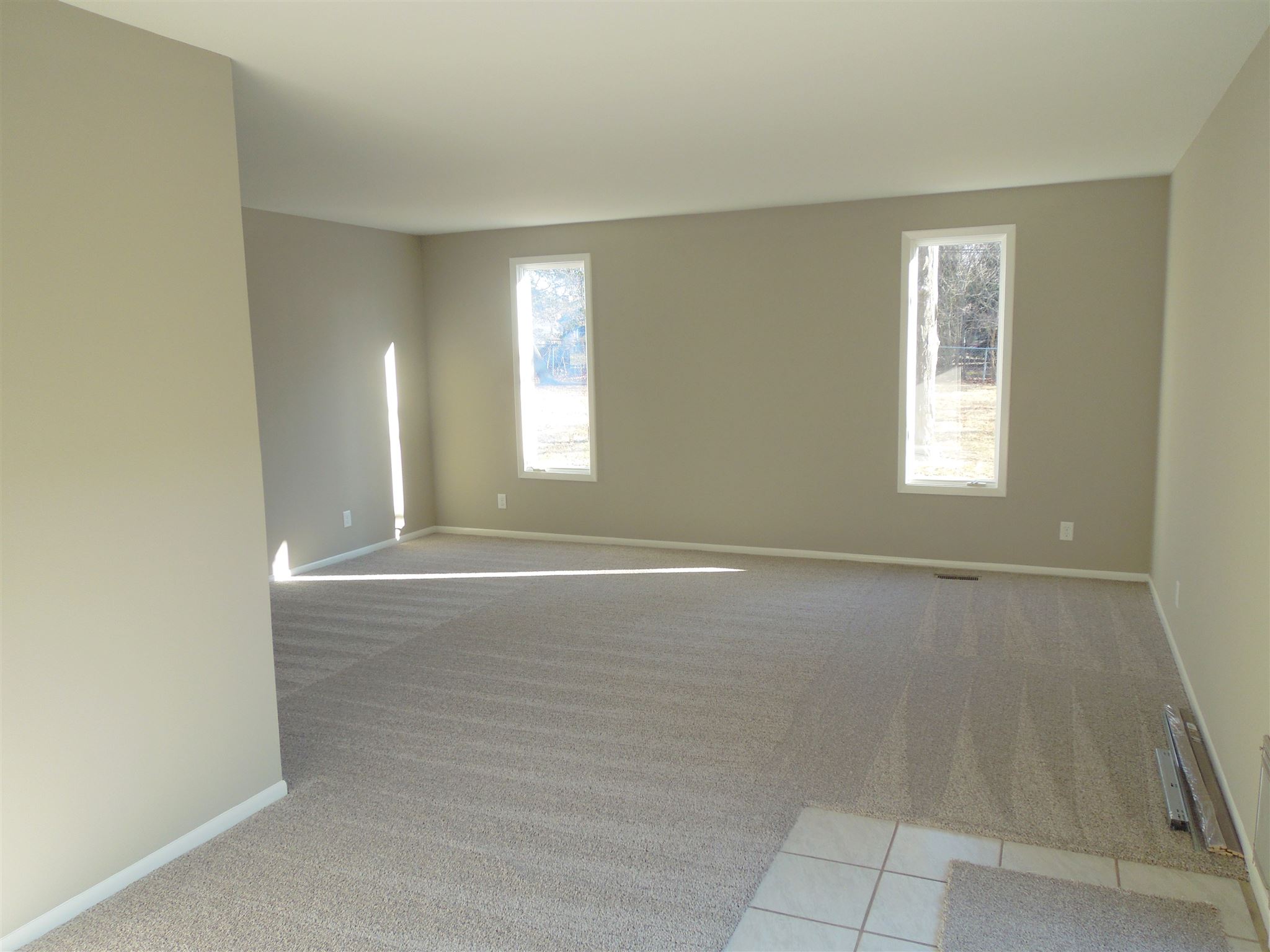 6107 West Hills Road Fort Wayne, IN 46804 - Photo 5 of 22 Gallery Image 5