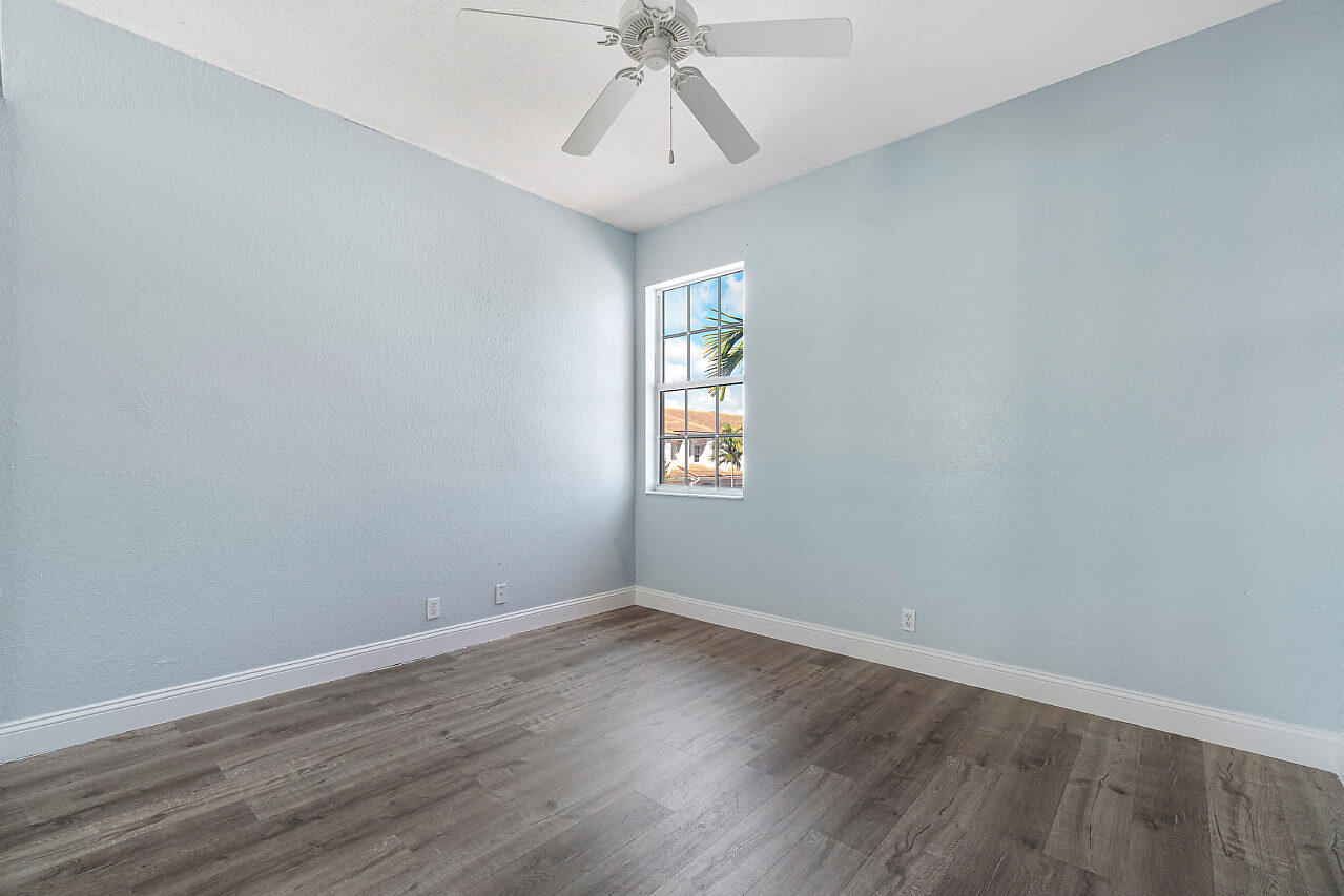 65 Lancaster Road Boynton Beach, FL 33426 - Photo 21 of 37 021-65LancasterRd-BoyntonBeach-FL-small