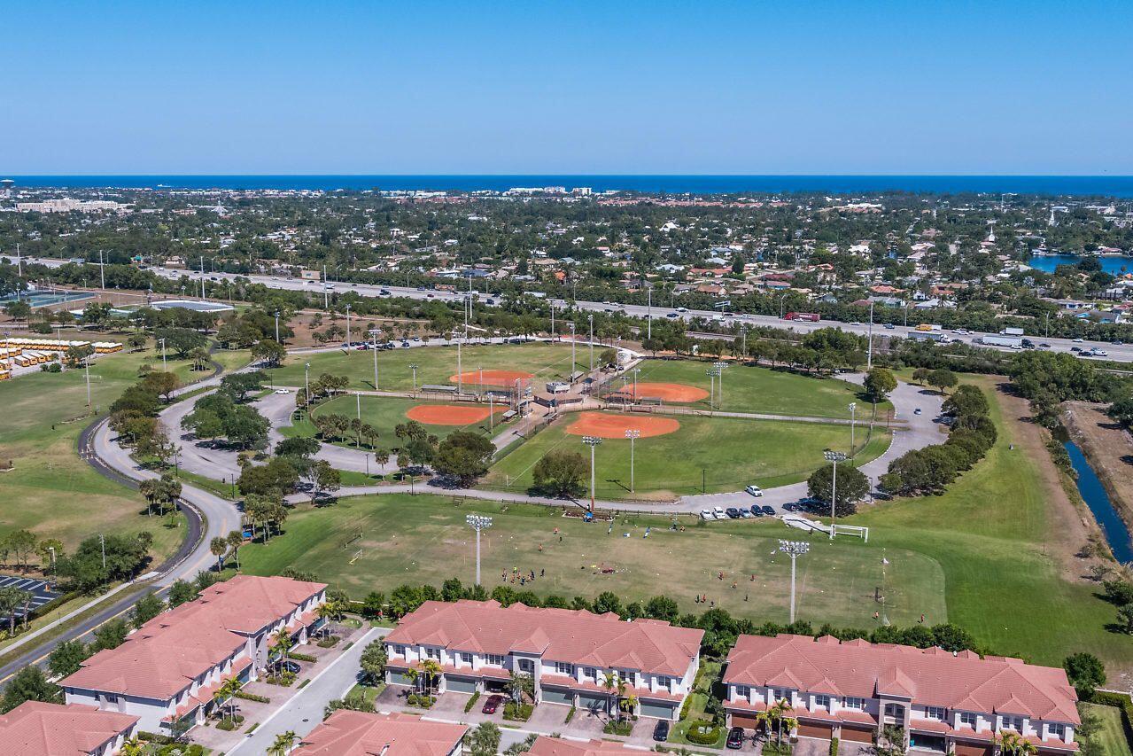 65 Lancaster Road Boynton Beach, FL 33426 - Photo 35 of 37 PARK