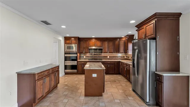 $475,000 | 1456 Shorewood Drive, Auburndale, FL 33823