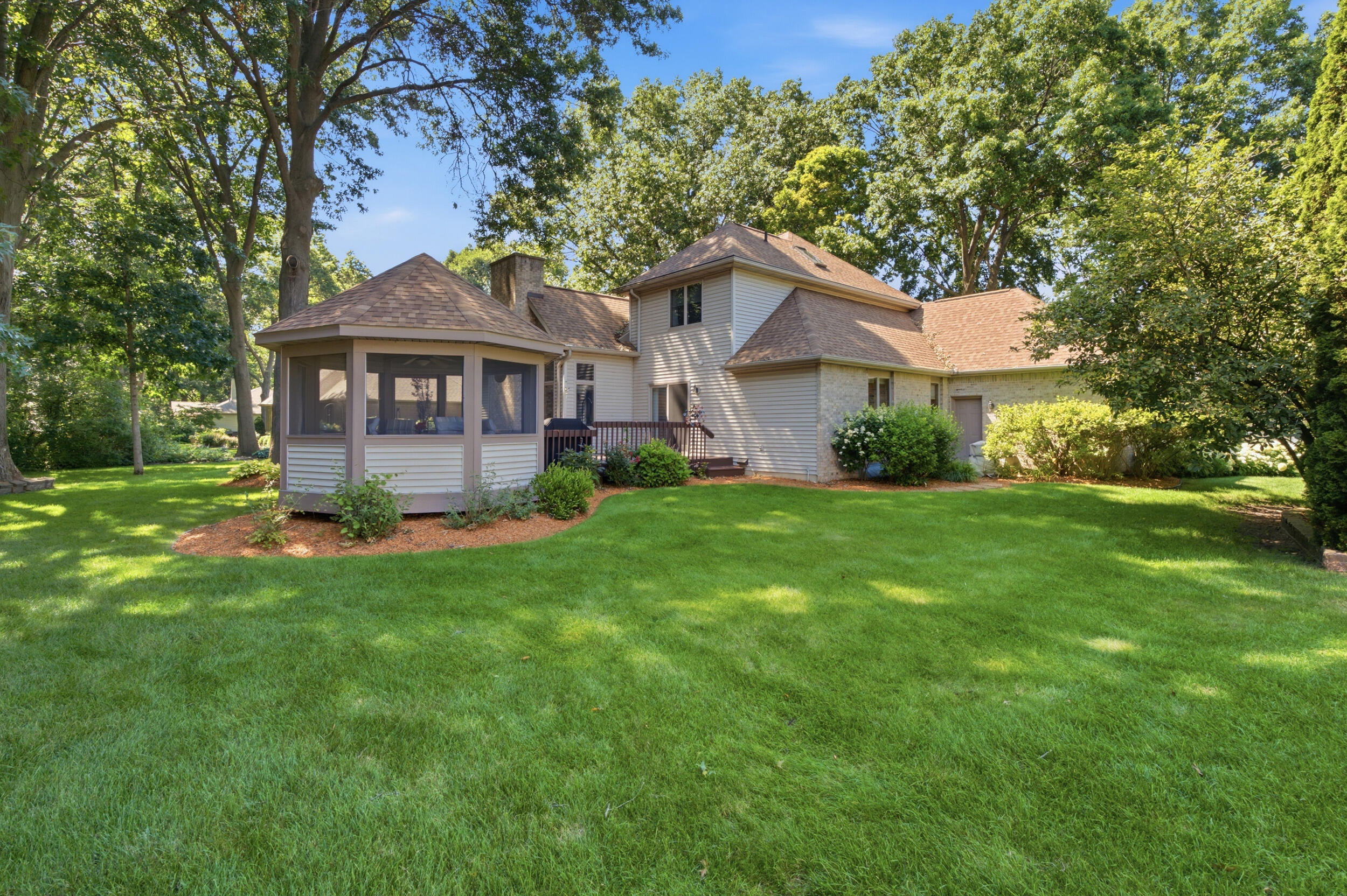 1460 Nelson Road St. Joseph, MI 49085 - Photo 9 of 37 11_dsc08078