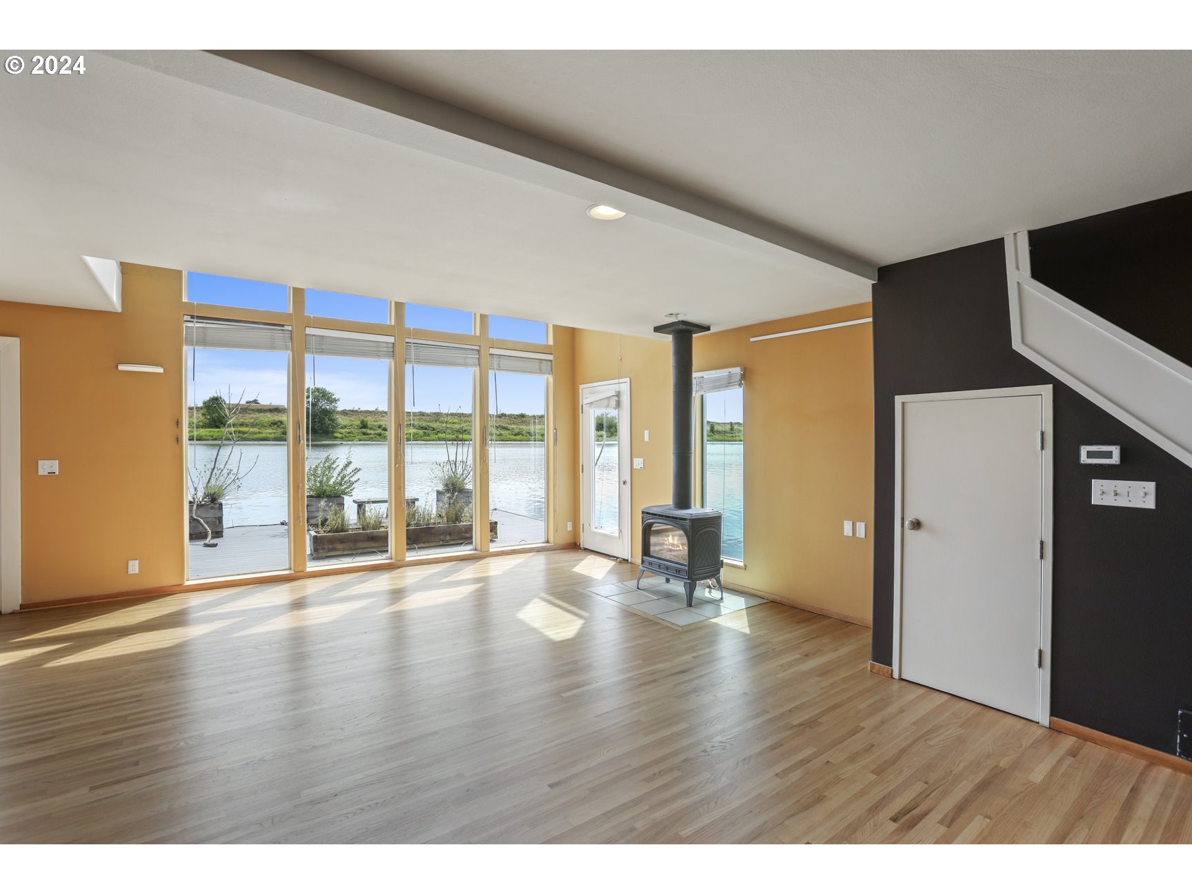 27448 Northwest St Helens Road, Unit 454 Portland, OR 97231 - Photo 8 of 47 Gallery Image 8