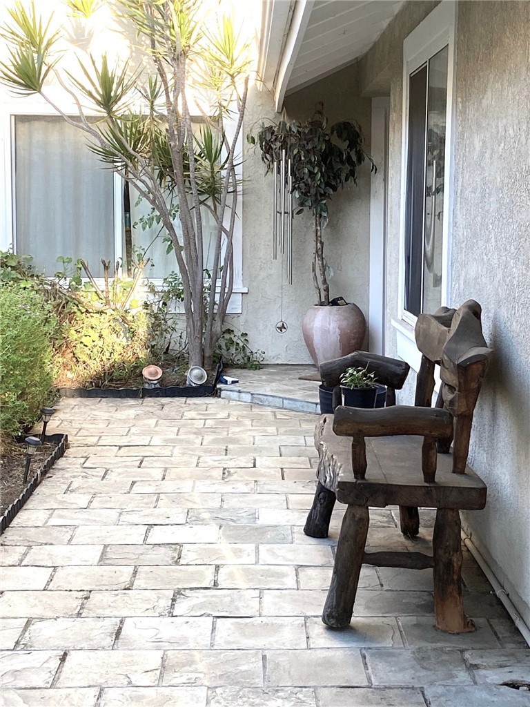14 Rainbow Irvine, CA 92614 - Photo 20 of 20 Private front courtyard with gate