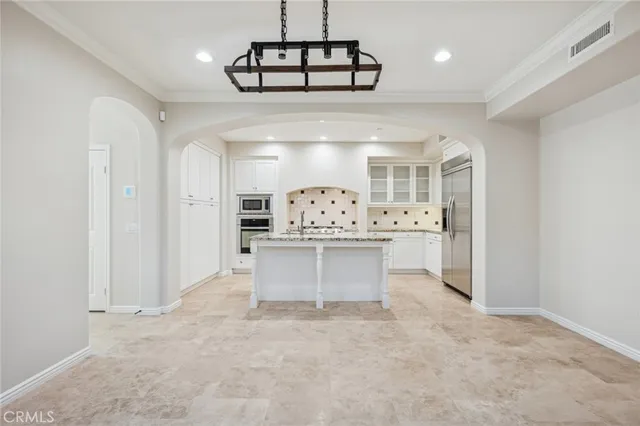 $4,800 | 22 Ridge Valley, Irvine, CA 92618