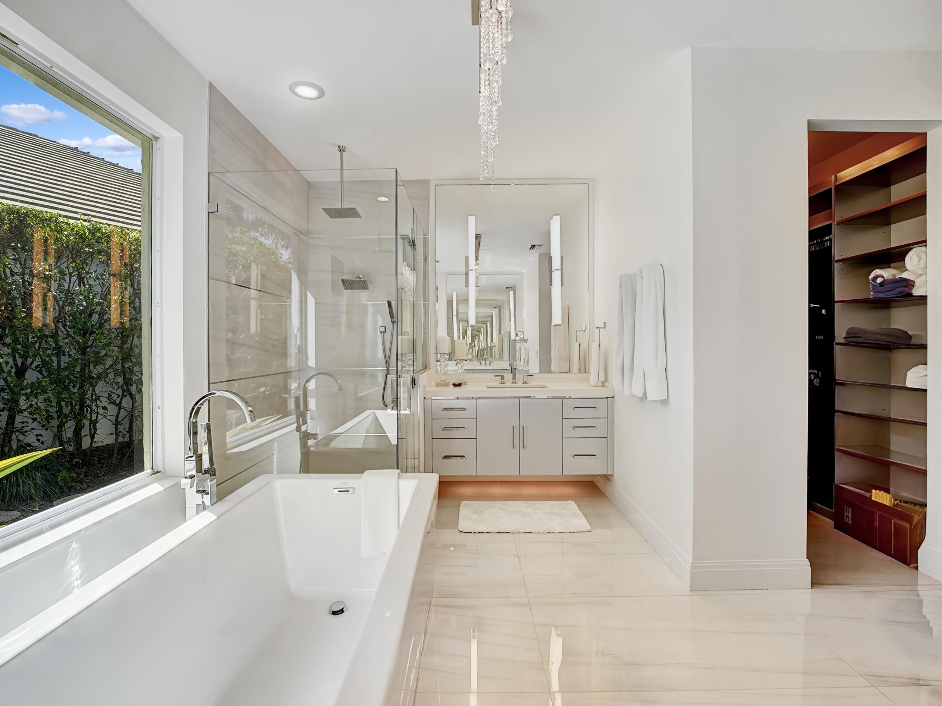 5782 Regency Circle West Boca Raton, FL 33496 - Photo 19 of 72 DSC05380