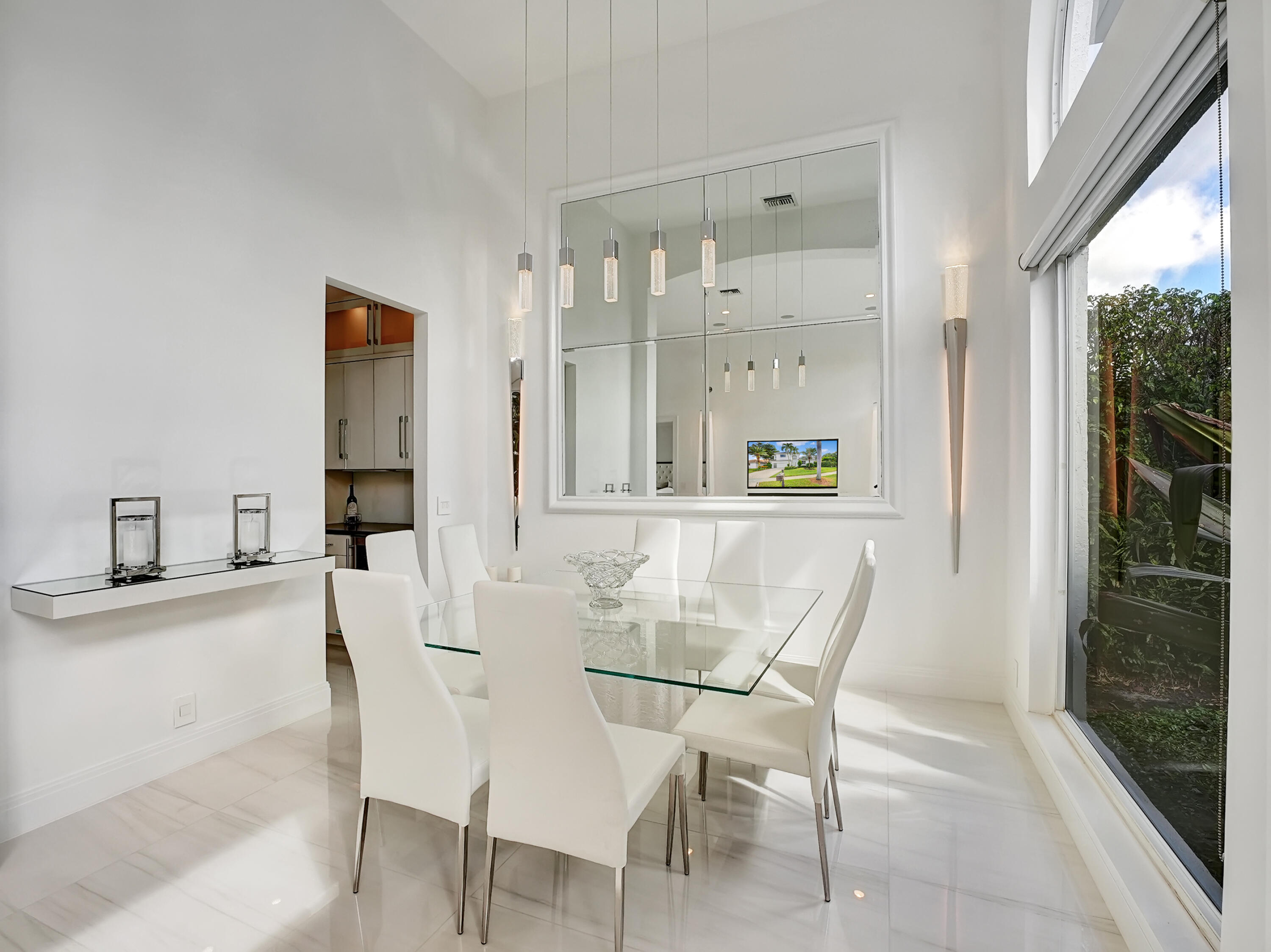5782 Regency Circle West Boca Raton, FL 33496 - Photo 10 of 72 DSC05215
