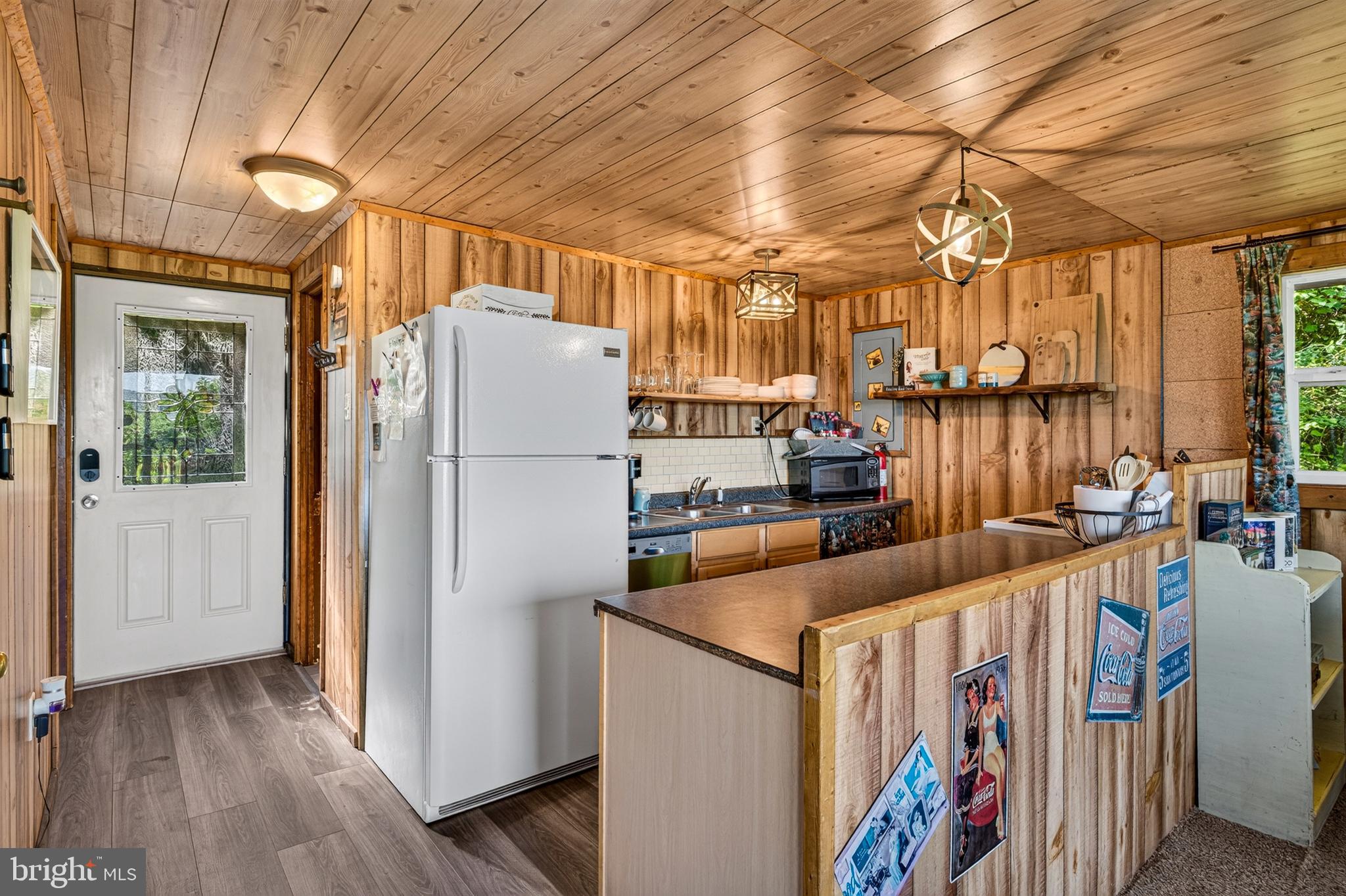707 Overlook Drive Rileyville, VA 22650 - Photo 21 of 94
