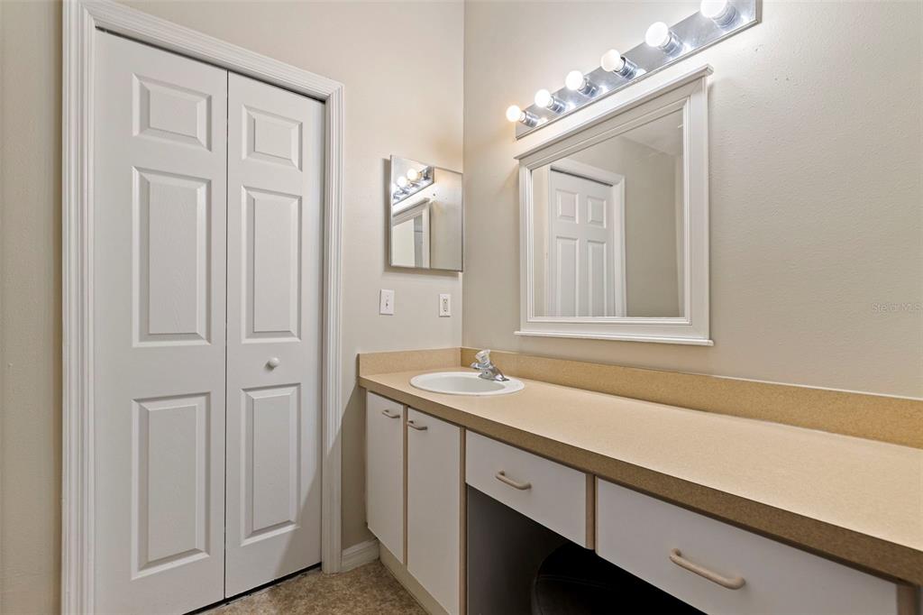 1050 Starkey Road, Unit 602 Largo, FL 33771 - Photo 17 of 50