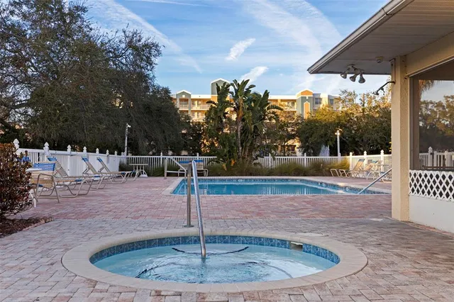 $325,000 | 1050 Starkey Road, Unit 602, Largo, FL 33771