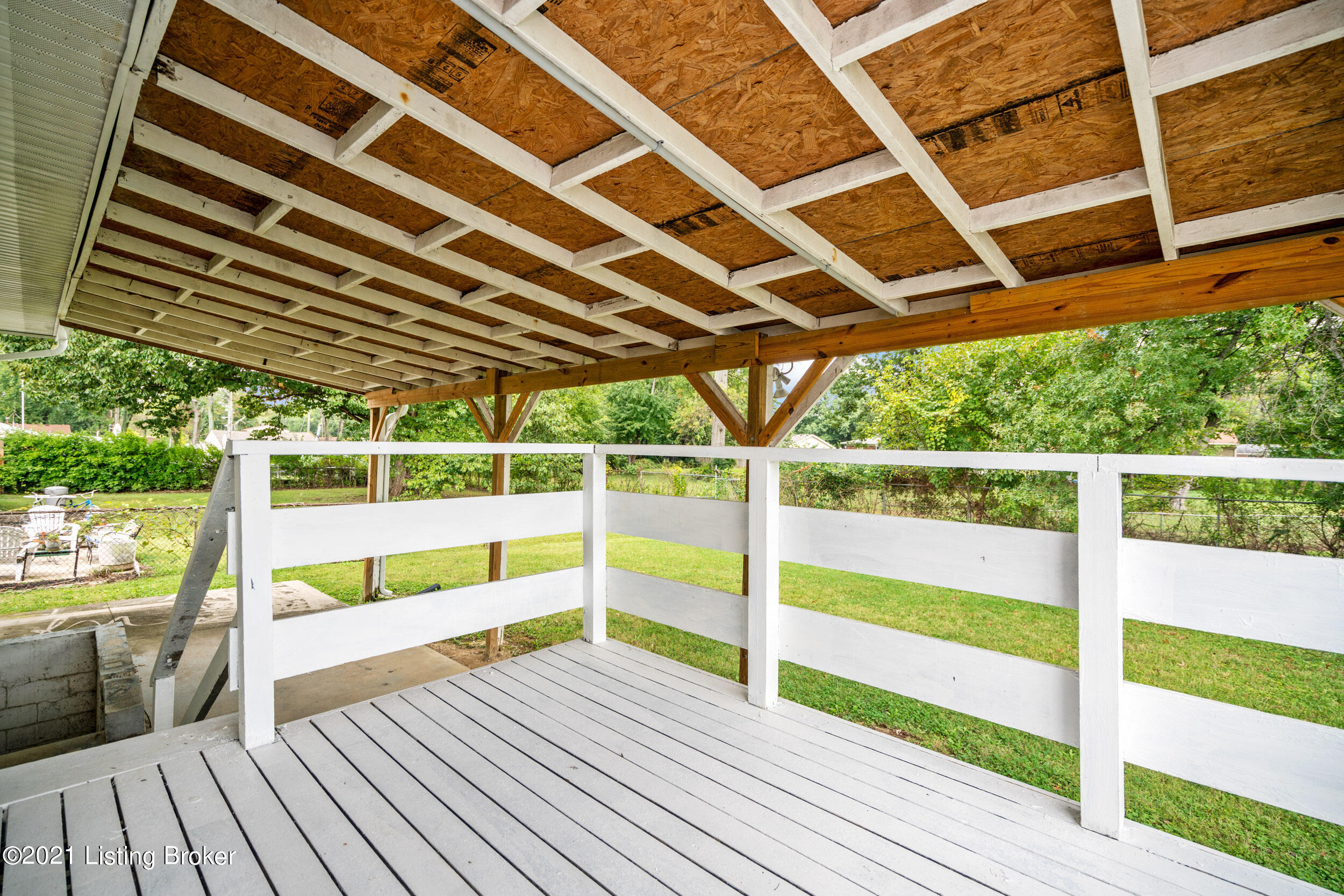 5009 Red Fern Road Louisville, KY 40218 - Photo 45 of 45 5009 Red Fern Road-11