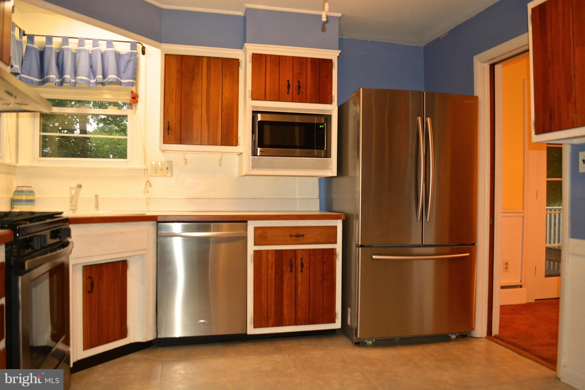 220 Purlington Road Lutherville-Timonium, MD 21093 - Photo 12 of 29 Kitchen