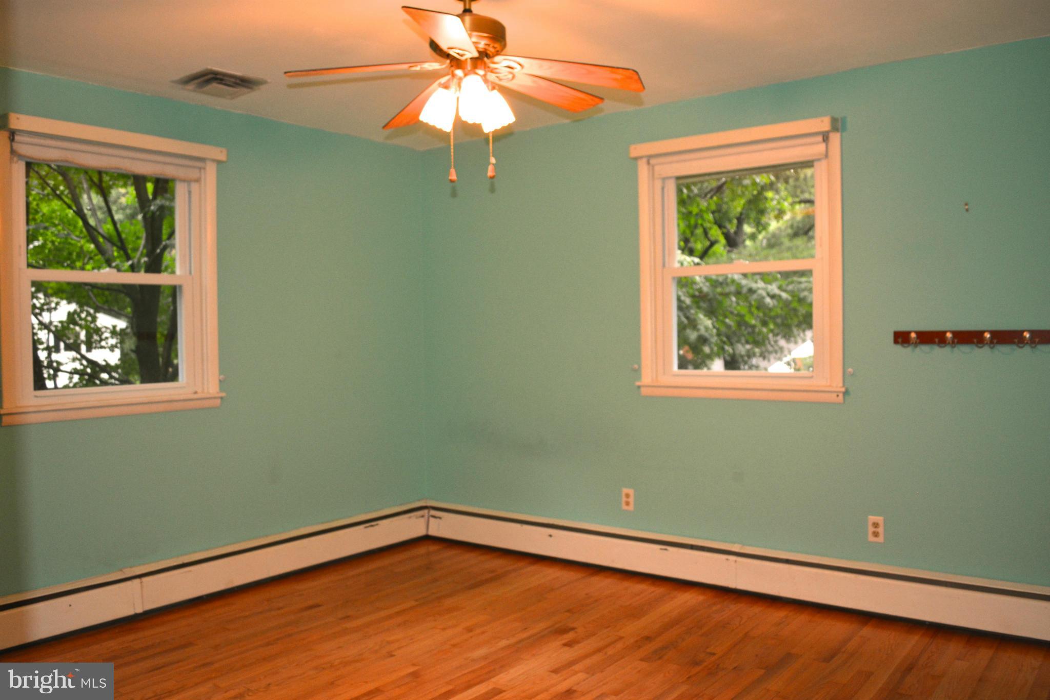 220 Purlington Road Lutherville-Timonium, MD 21093 - Photo 19 of 29 Bedroom