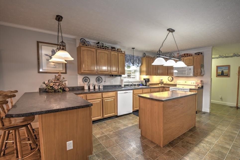 330 Simpson Lane Bean Station, TN 37708 - Photo 21 of 35 330 simpson lane pic 14