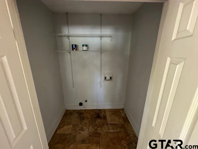 2002 South Robertson Avenue Tyler, TX 75701 - Photo 9 of 16 a bathroom with a shower