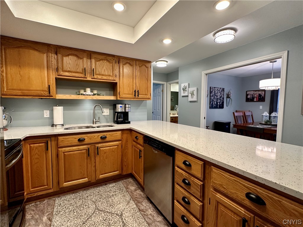 3072 Town Center Road East Lysander, NY 13027 - Photo 5 of 26