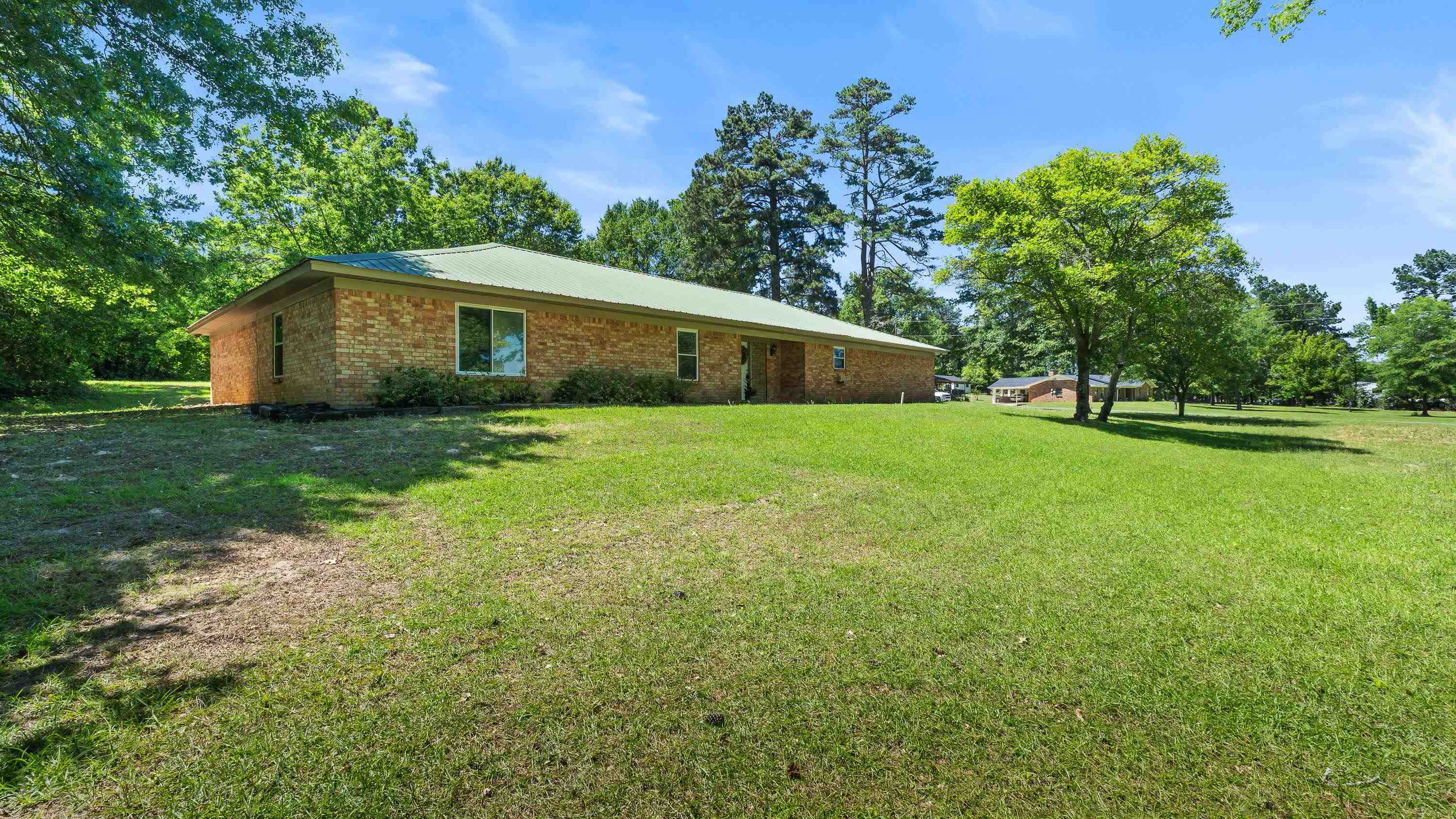 602 Hurt Road Bloomburg, TX 75556 - Photo 6 of 37 Gallery Image 6