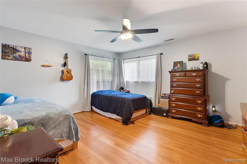 4059 Lincoln Road Bloomfield Hills, MI 48301 - Photo 13 of 19