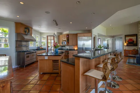 $2,900,000 | 21 Hulumanu Place, Wailuku, HI 96793