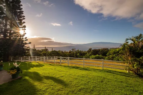 $2,900,000 | 21 Hulumanu Place, Wailuku, HI 96793
