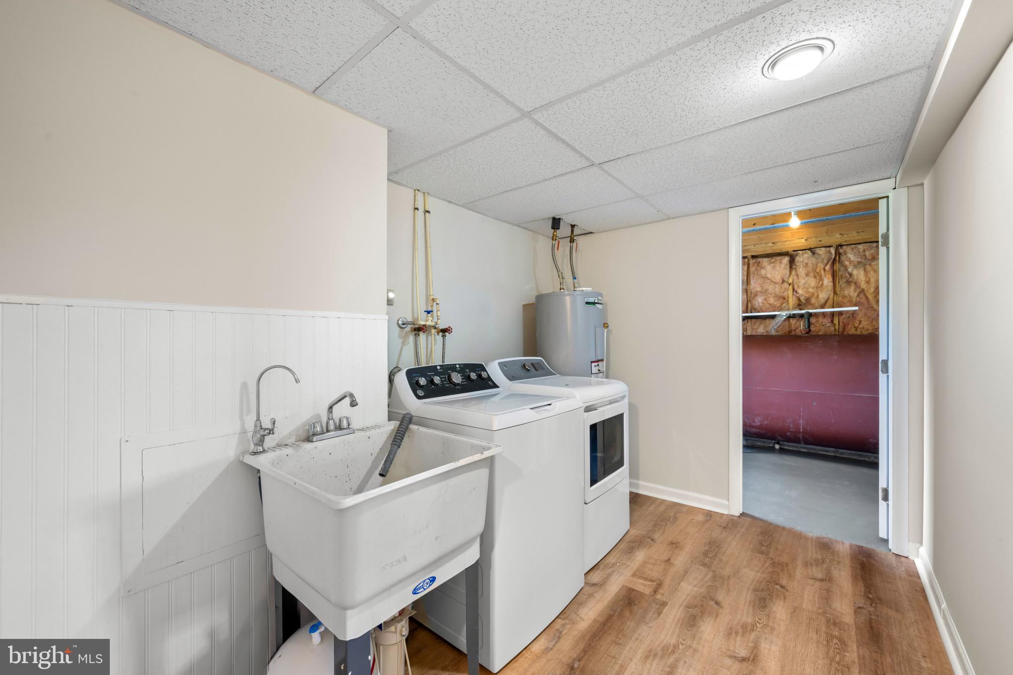 2936 Bachman Road Manchester, MD 21102 - Photo 22 of 32 LL Laundry / Mud Room