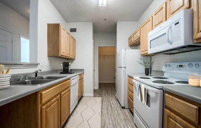 $1,131 | 2900 Laurel Ridge Way, Atlanta, GA 30344