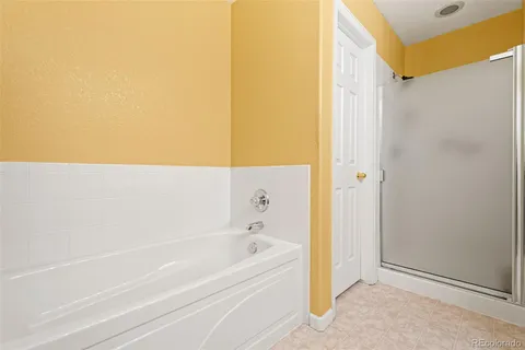 $389,000 | 15555 East 40th Avenue, Unit 110, Denver, CO 80239