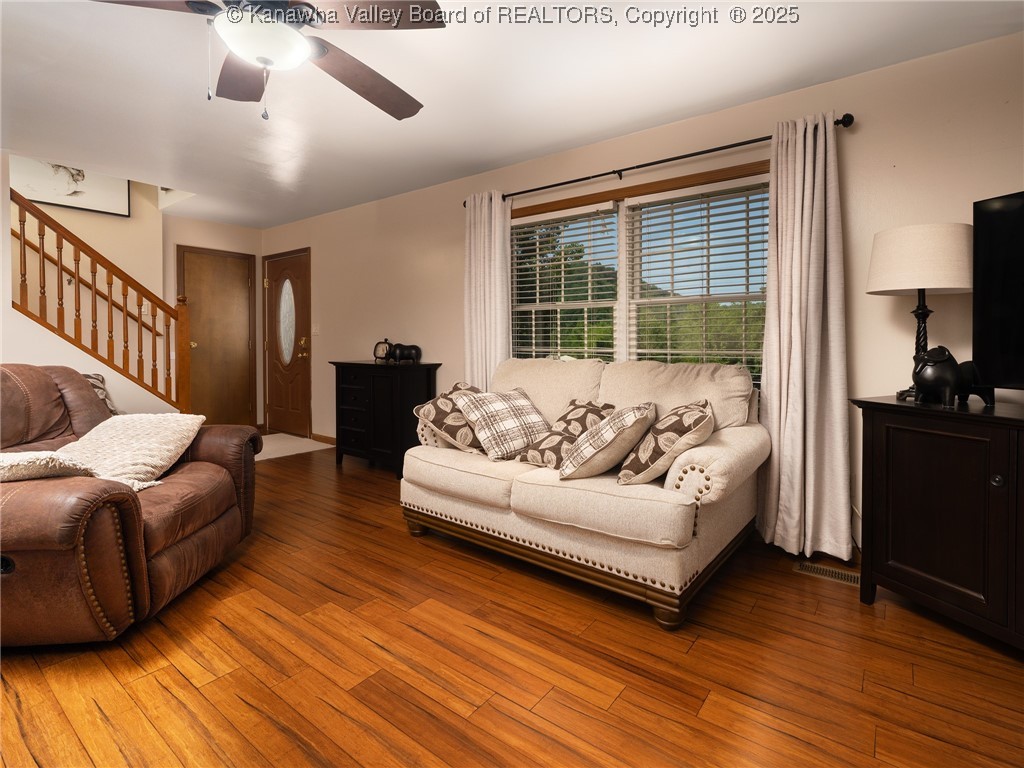 12 Alberta Acres Road Elkview, WV 25071 - Photo 4 of 23 Gallery Image 4