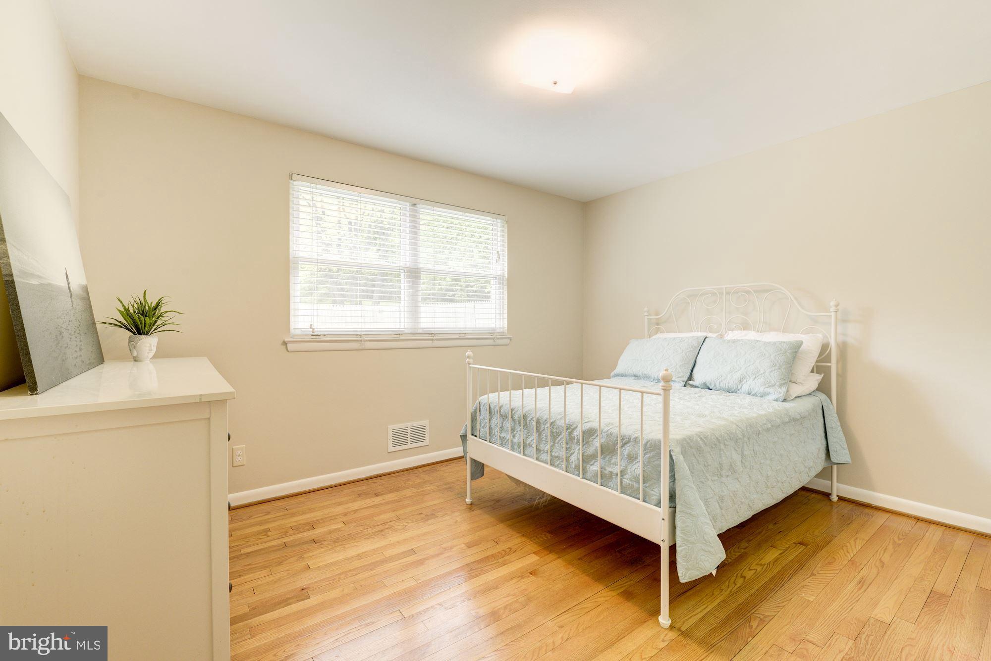 13212 Bregman Road Silver Spring, MD 20904 - Photo 13 of 32 Gallery Image 13