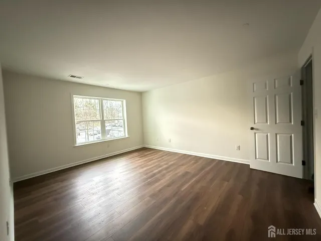 $2,500 | 1225 Waterford Drive, Edison, NJ 08817