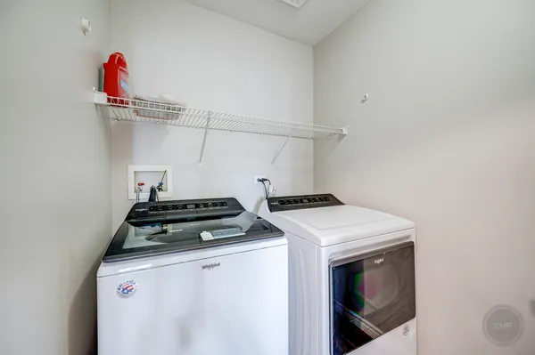 $2,600 | 3933 Granite Court, Unit 3933, Aurora, IL 60504