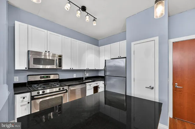 $320,000 | 2120 Vermont Avenue Northwest, Unit 4, Washington, DC 20001